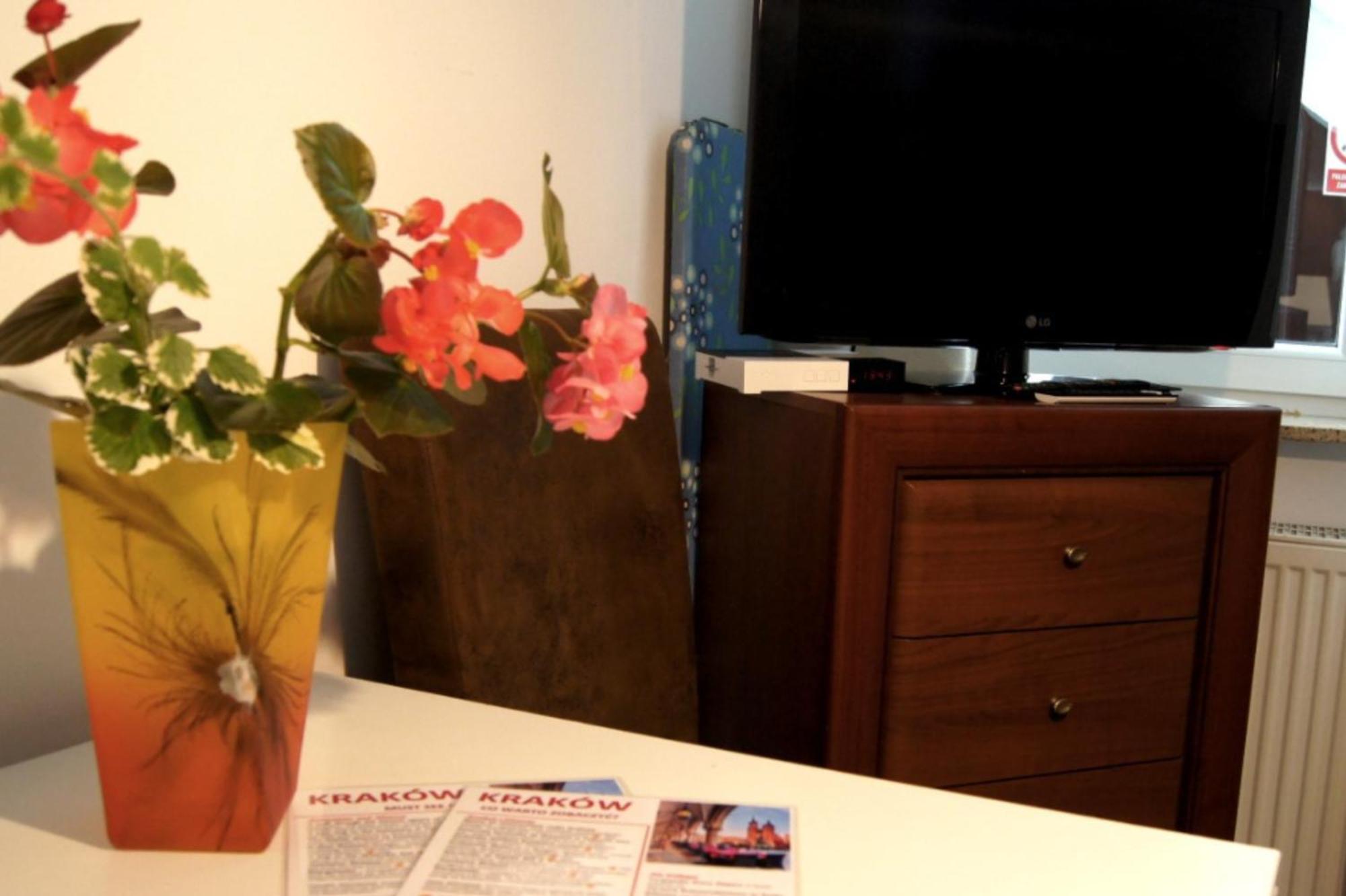 Small Studio 12